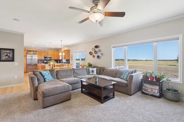 $799,900 | 423 Fargo Trail, Middleton, WI 53562