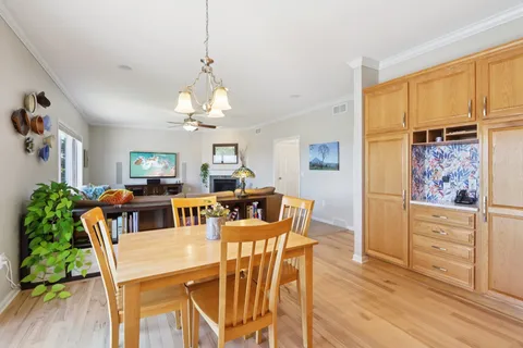 $799,900 | 423 Fargo Trail, Middleton, WI 53562