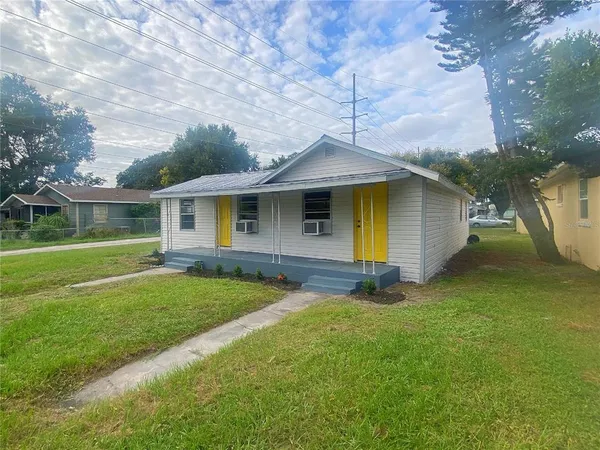 $1,025 | 622 Booker Avenue, Unit B, Lake Wales, FL 33853