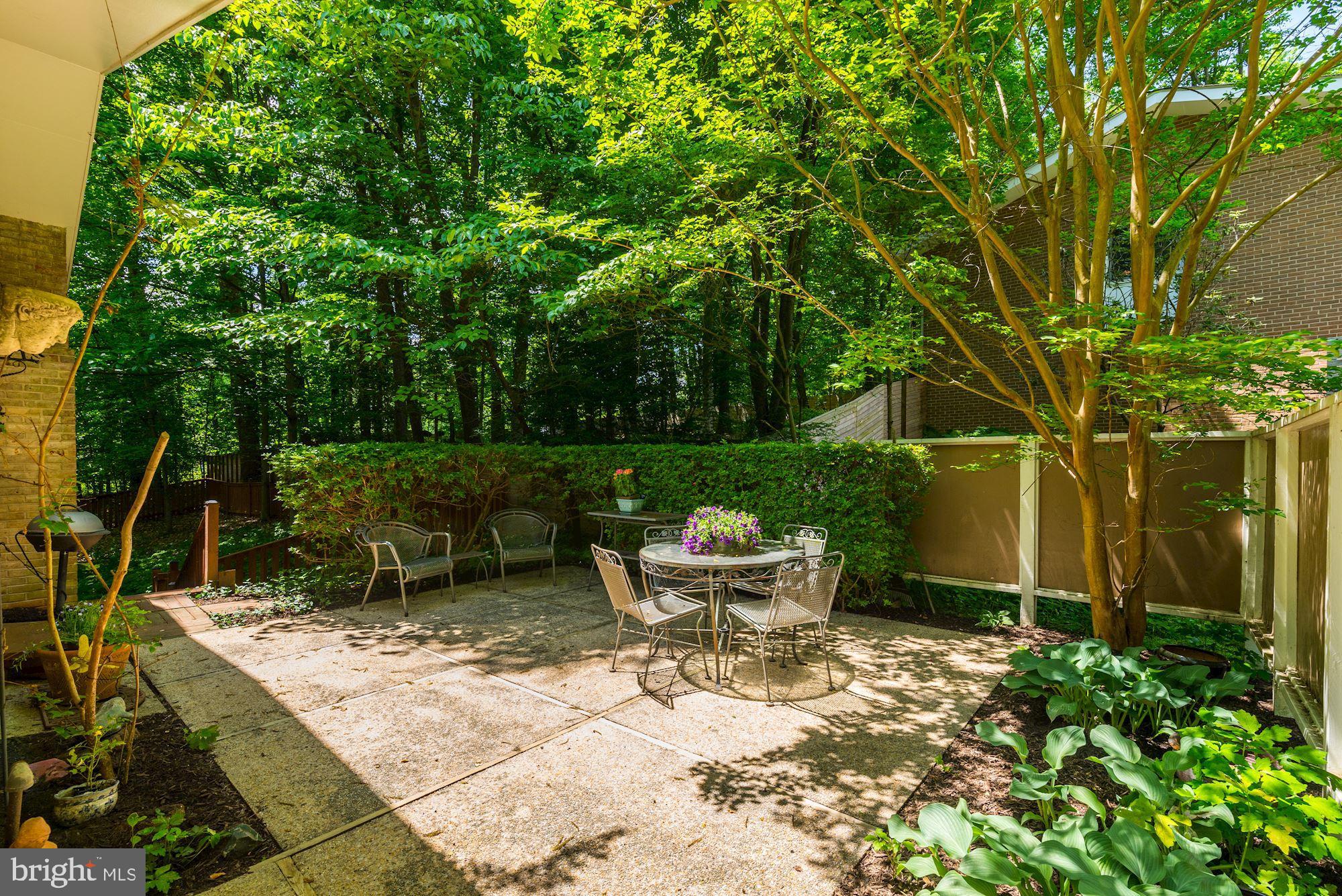 7612 Hamilton Spring Road Bethesda, MD 20817 - Photo 14 of 47