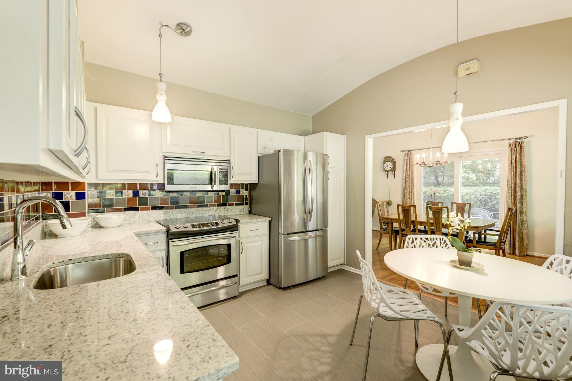 7612 Hamilton Spring Road Bethesda, MD 20817 - Photo 10 of 47