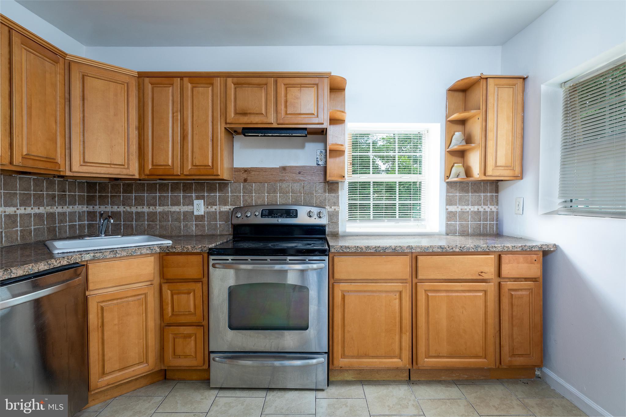 1942 Ford Road Bristol, PA 19007 - Photo 13 of 16