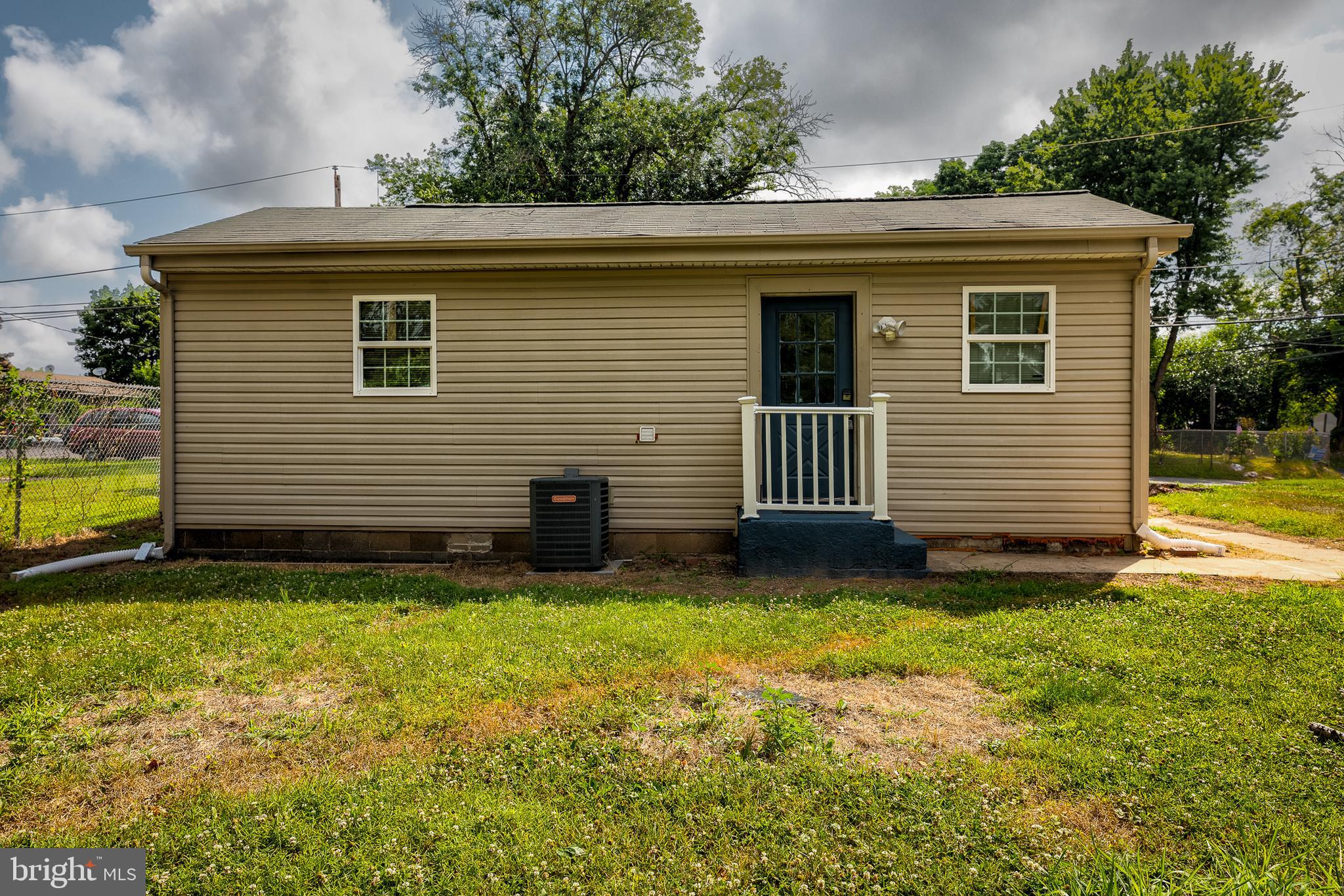 1942 Ford Road Bristol, PA 19007 - Photo 15 of 16