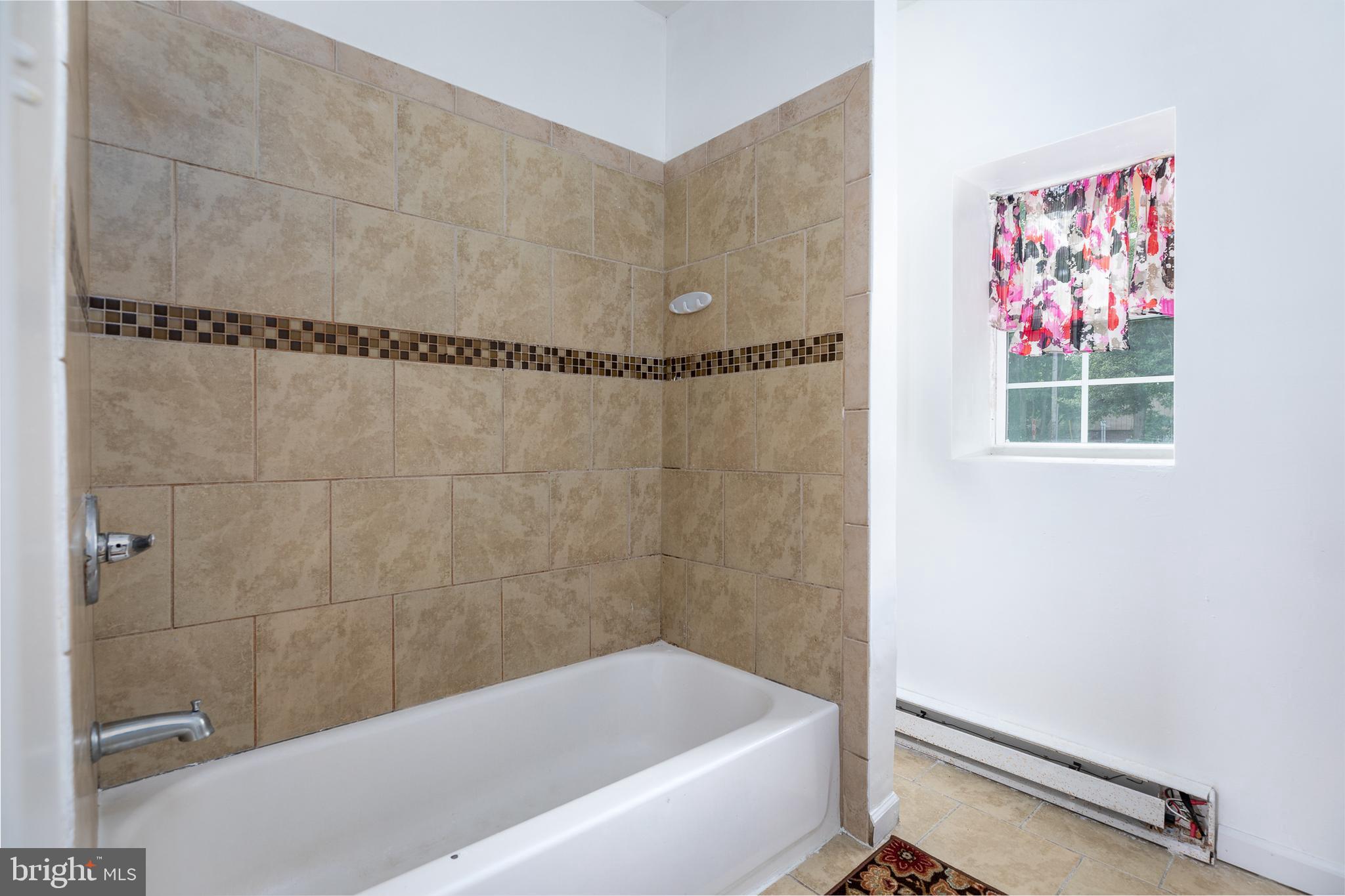 1942 Ford Road Bristol, PA 19007 - Photo 9 of 16