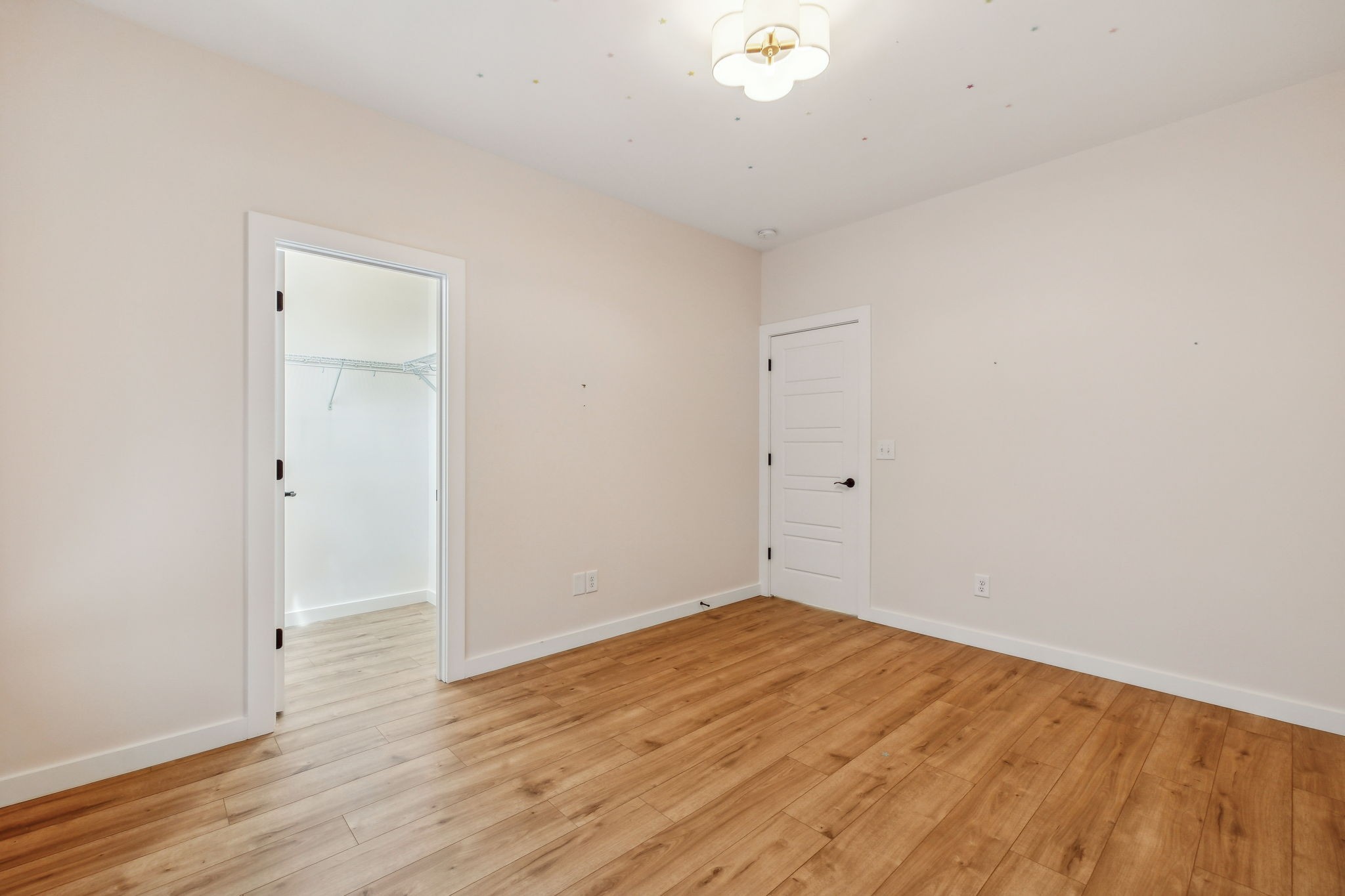 268 Dink Rut Road Portland, TN 37148 - Photo 30 of 62 a view of empty room with wooden floor