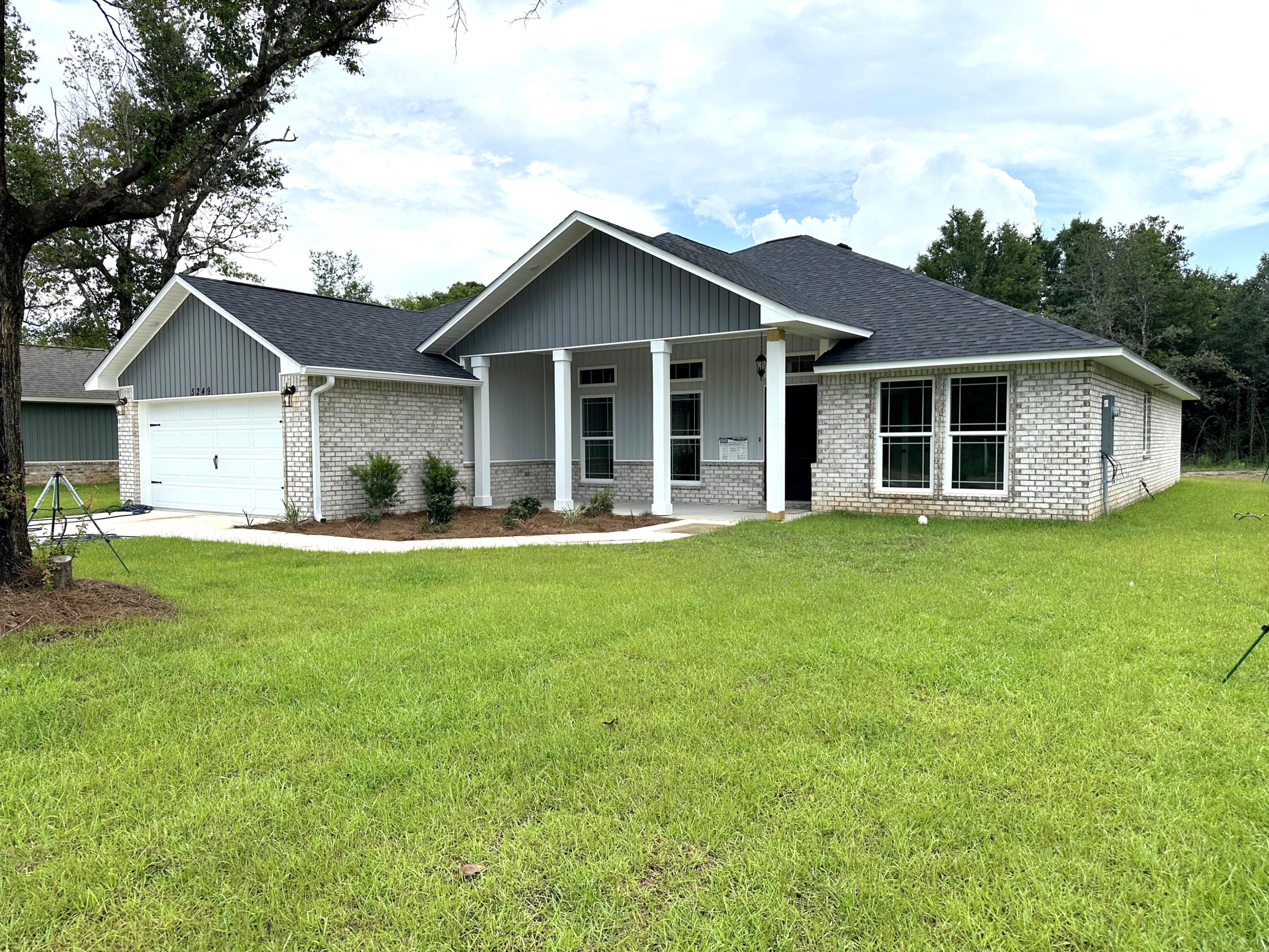 5196 Barnett Road Milton, FL 32583 - Photo 1 of 20