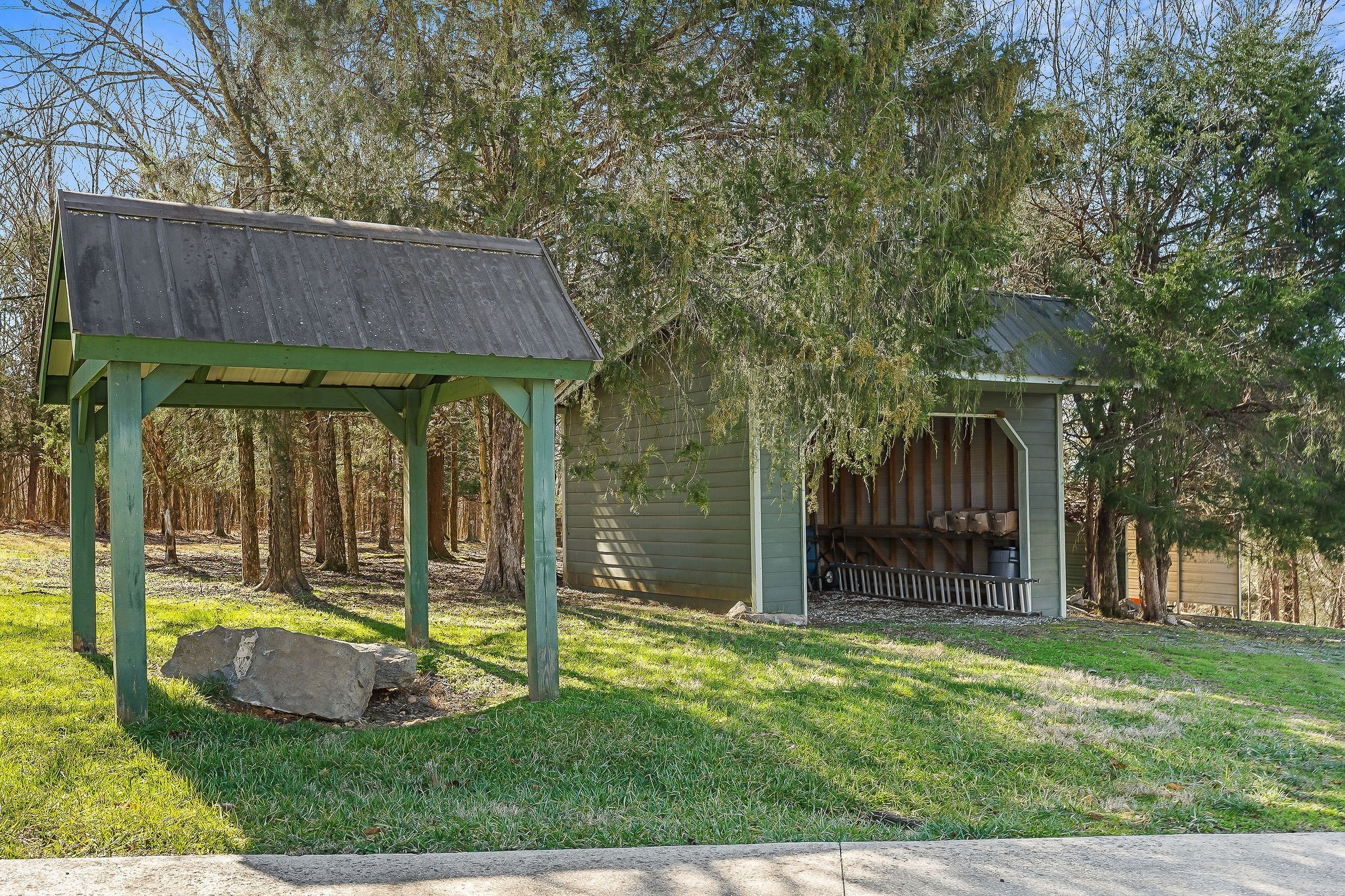 7775 Medley Amonette Road Buffalo Valley, TN 38548 - Photo 13 of 61 a view of a house with backyard and wooden fence