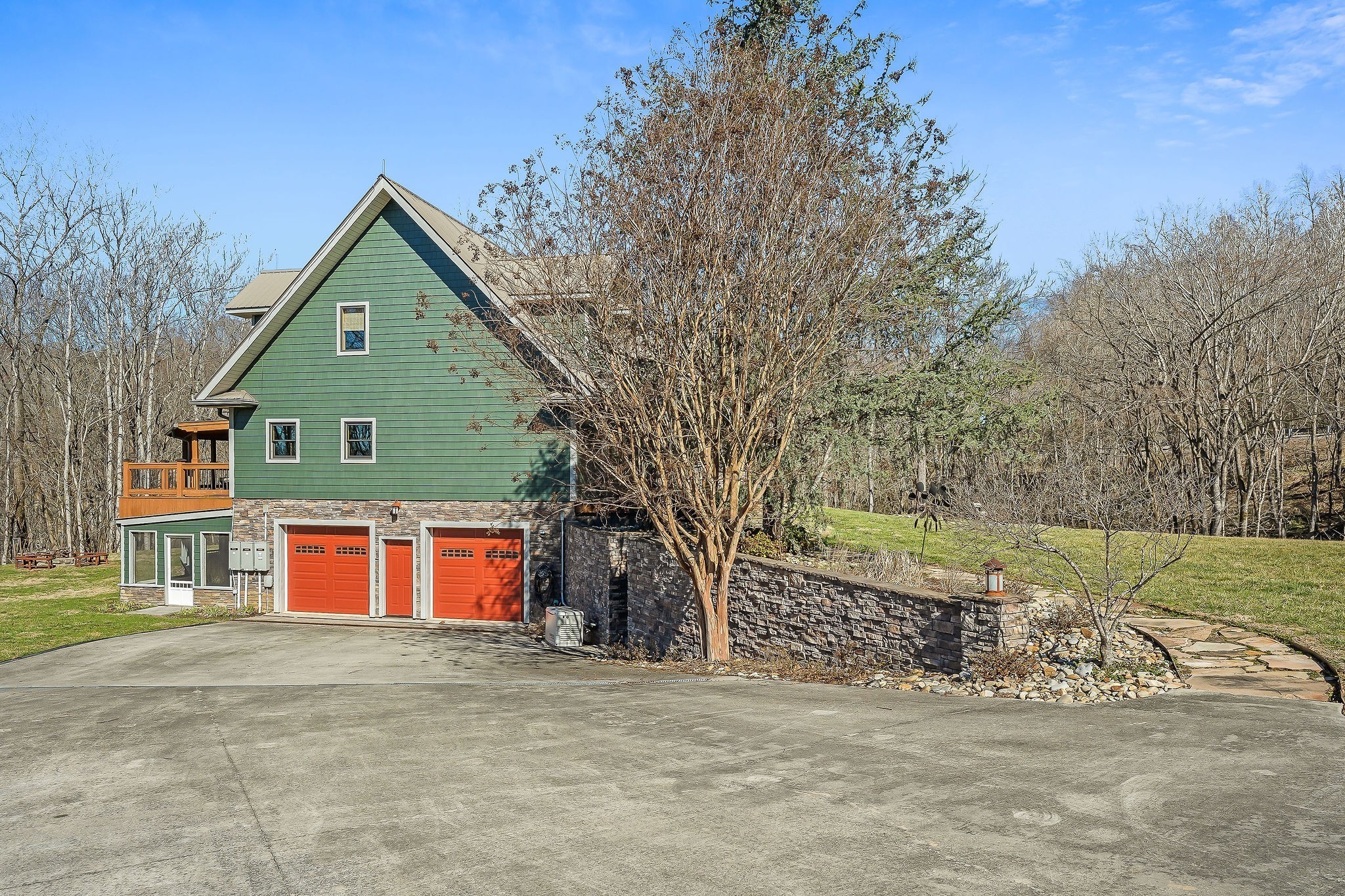 7775 Medley Amonette Road Buffalo Valley, TN 38548 - Photo 8 of 61 a front view of a house with a yard
