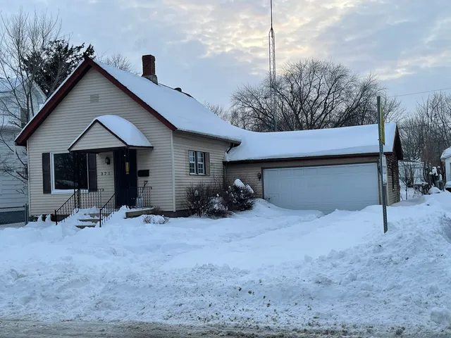 $159,900 | 371 North Center Avenue, Bradley, IL 60915