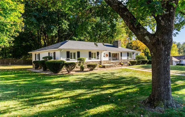 $699,900 | 88 Homestead Avenue, North Smithfield, RI 02896