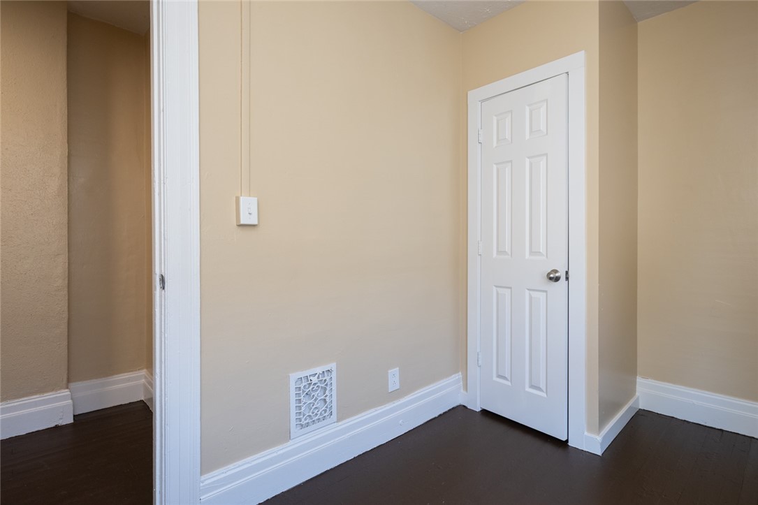 379-381 Flint Street Rochester, NY 14611 - Photo 18 of 48 Gallery Image 18