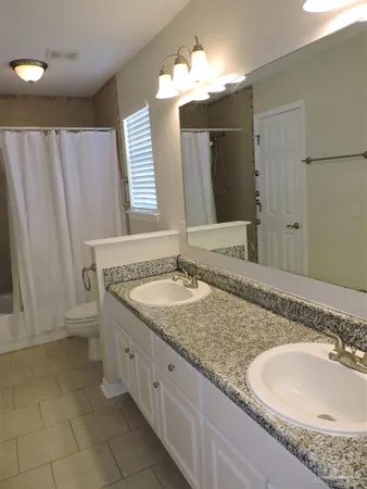 $1,500 | 1100 Sweetbriar Street, Cantonment, FL 32533