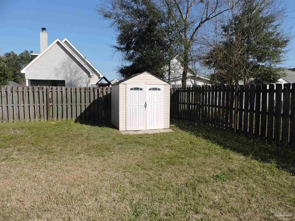 $1,500 | 1100 Sweetbriar Street, Cantonment, FL 32533