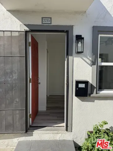 $1,895 | 2235 West 14th Street, Los Angeles, CA 90006