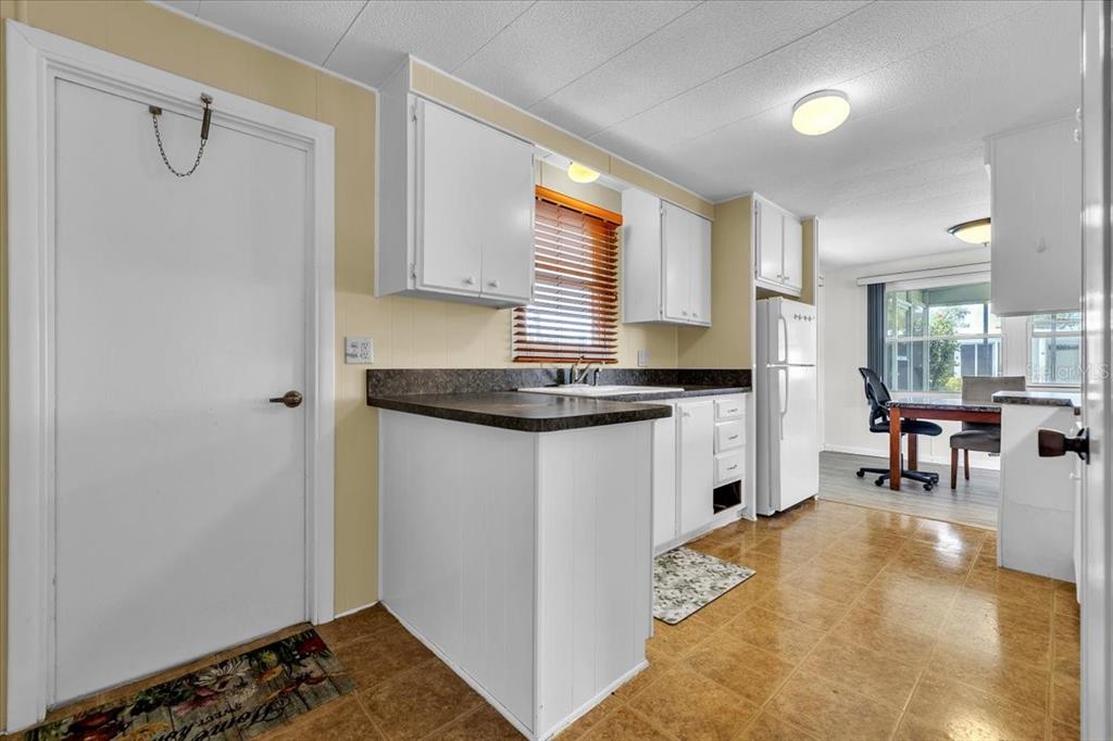 24437 Harbor View Road, Unit 27 Port Charlotte, FL 33980 - Photo 4 of 50 Gallery Image 4