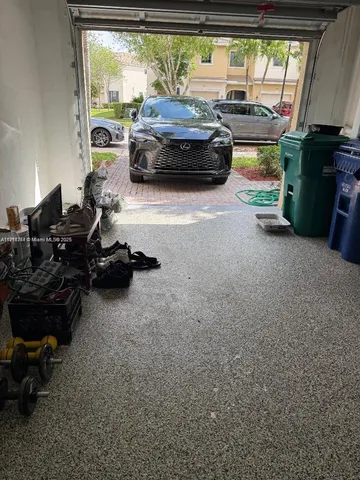 $509,900 | 424 Northeast 194th Terrace, Miami, FL 33179