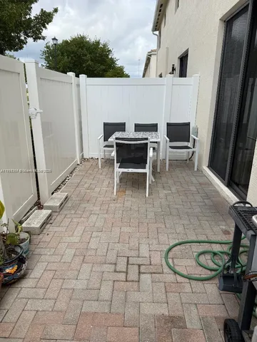 $509,900 | 424 Northeast 194th Terrace, Miami, FL 33179