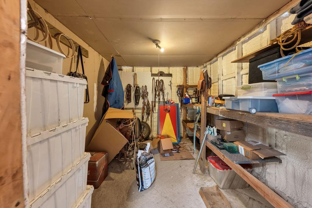473 County Rd SE 3370 Winnsboro, TX 75494 - Photo 31 of 40 a view of walk in closet with clothes and shoes