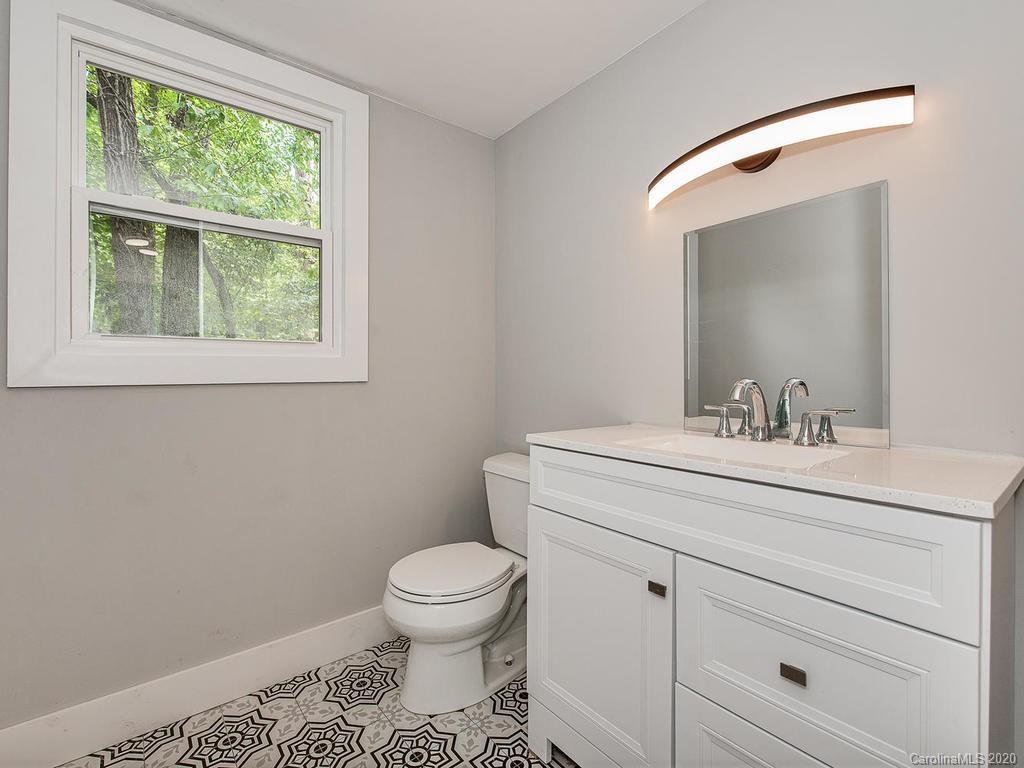 7325 Thermal Road Charlotte, NC 28211 - Photo 12 of 24 Gallery Image 12