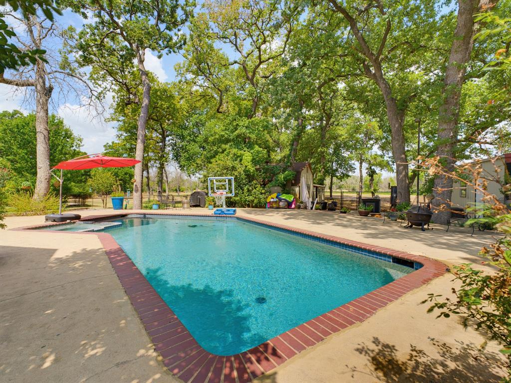 121 Comanche Moon Court Decatur, TX 76234 - Photo 28 of 38 Gallery Image 28