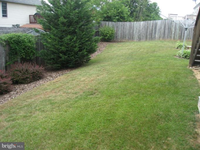 202 E Road Mount Airy, MD 21771 - Photo 13 of 19 Exterior (Rear)