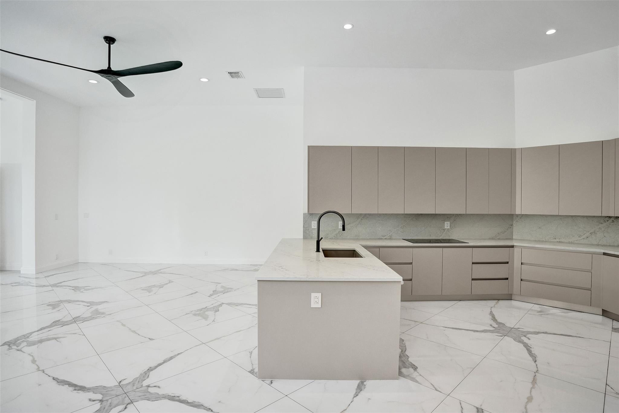 4701 Pine Tree Drive Boynton Beach, FL 33436 - Photo 20 of 76 Photo 20