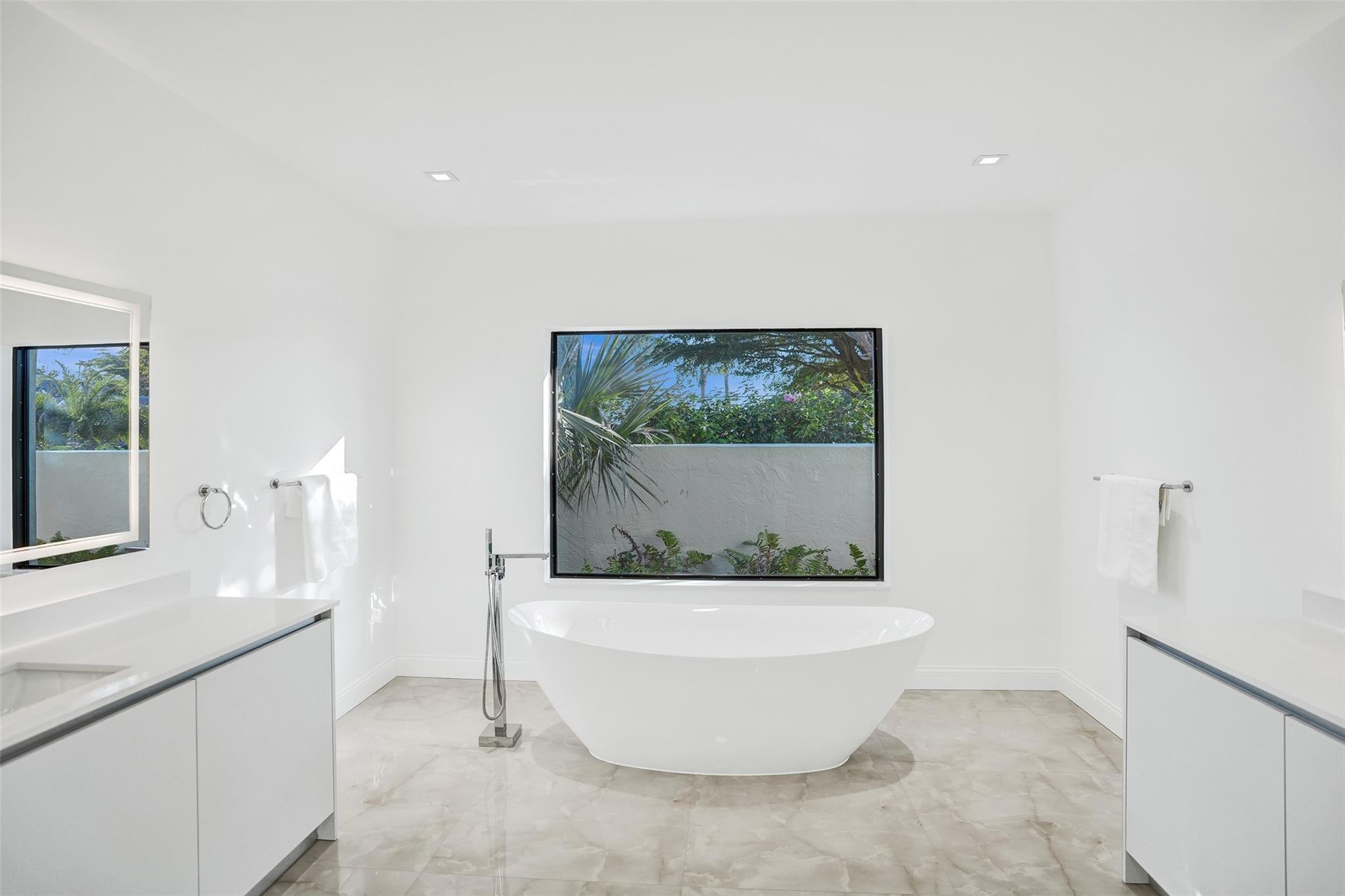 4701 Pine Tree Drive Boynton Beach, FL 33436 - Photo 33 of 76 Photo 33