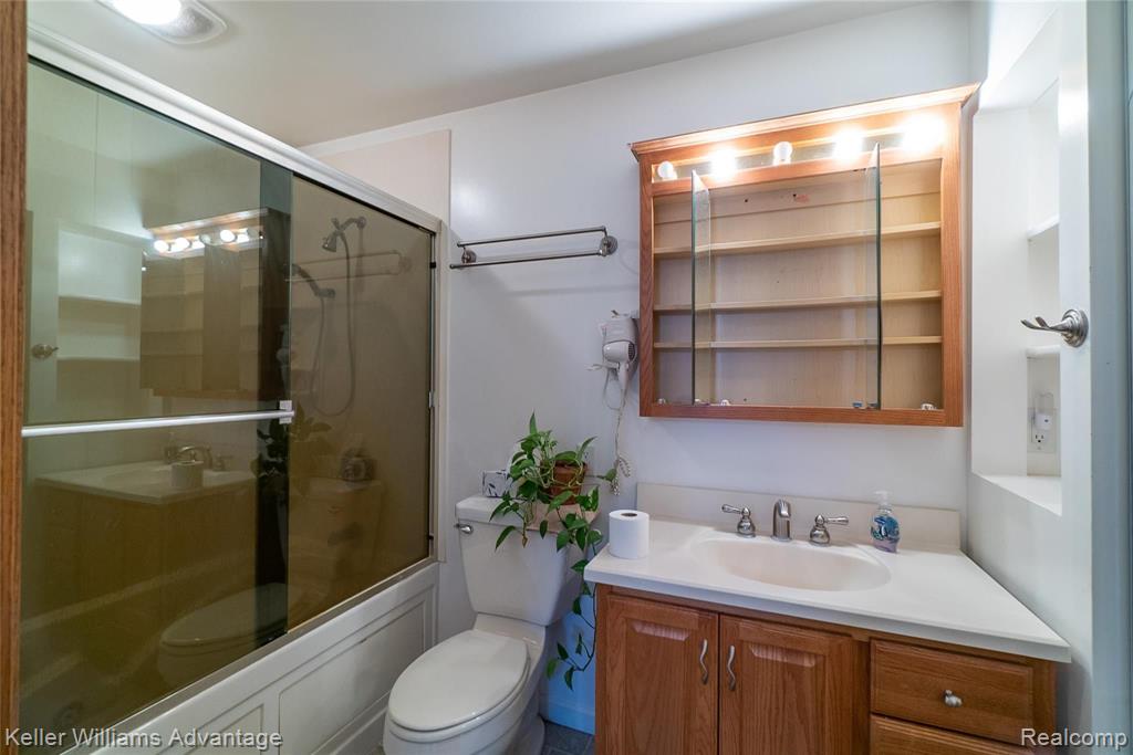 4077 West Ray Road Grand Blanc, MI 48439 - Photo 16 of 41 Gallery Image 16