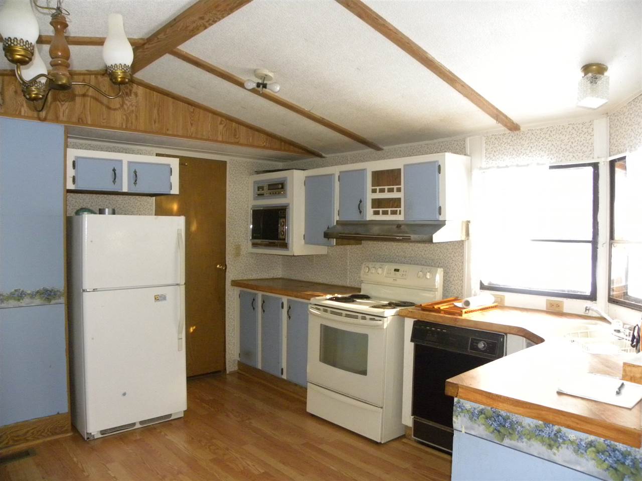 563 South Wheelock Road Lyndon, VT 05851 - Photo 3 of 14 Gallery Image 3