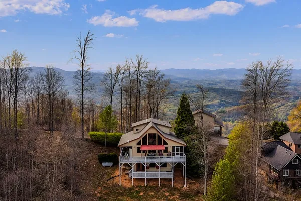 $495,000 | 111 Trophy Buck Point, Murphy, NC 28906