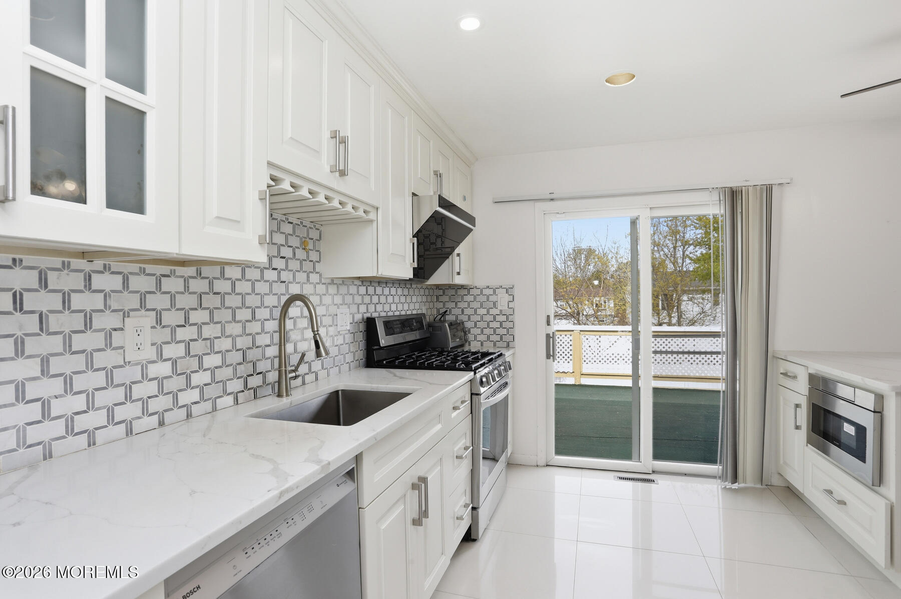 51 Newtons Corner Road Howell, NJ 07731 - Photo 7 of 30 39 (1)