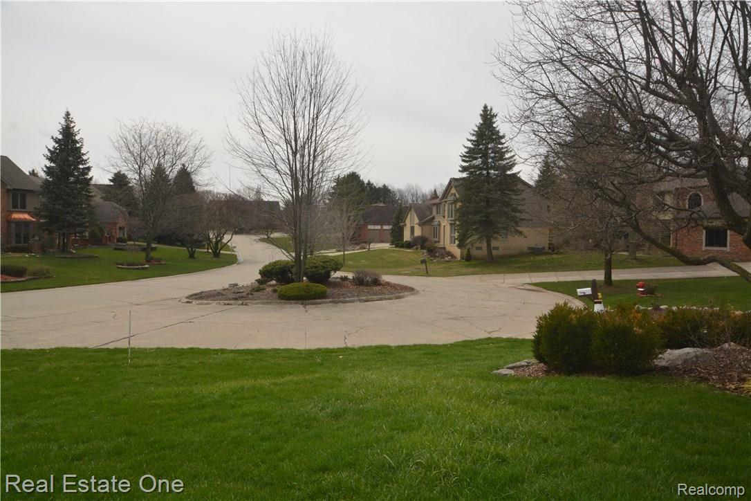 2629 Munster Road Rochester, MI 48309 - Photo 25 of 26 DSC_4524.JPG