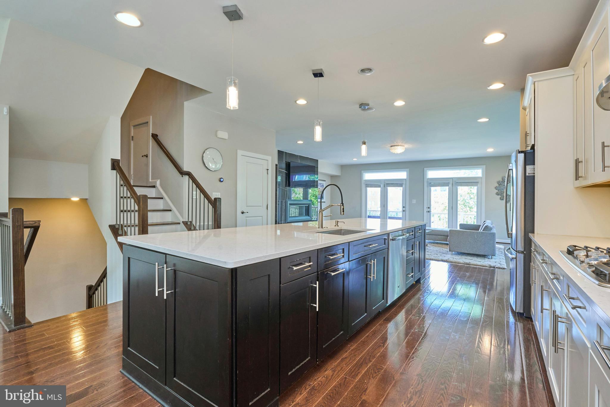 2358 Chadlington Road Falls Church, VA 22043 - Photo 24 of 56