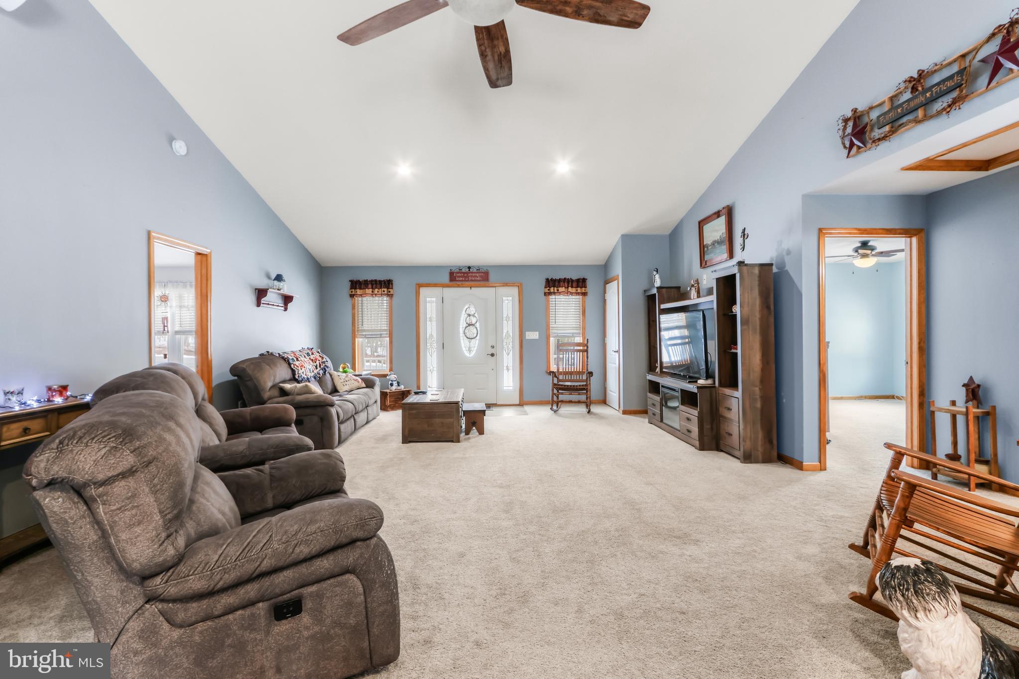 405 Rabbit Run Road Andreas, PA 18211 - Photo 2 of 57