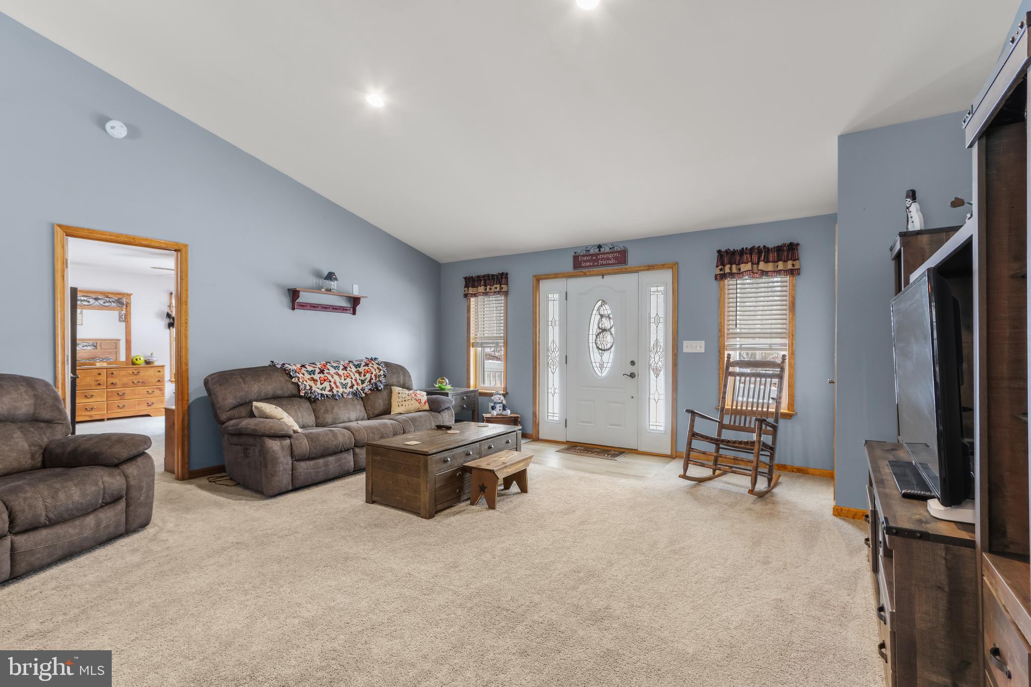 405 Rabbit Run Road Andreas, PA 18211 - Photo 4 of 57