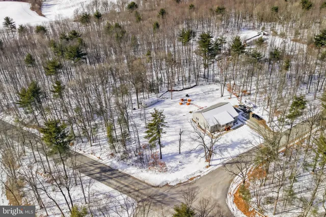 $525,000 | 405 Rabbit Run Road, Andreas, PA 18211