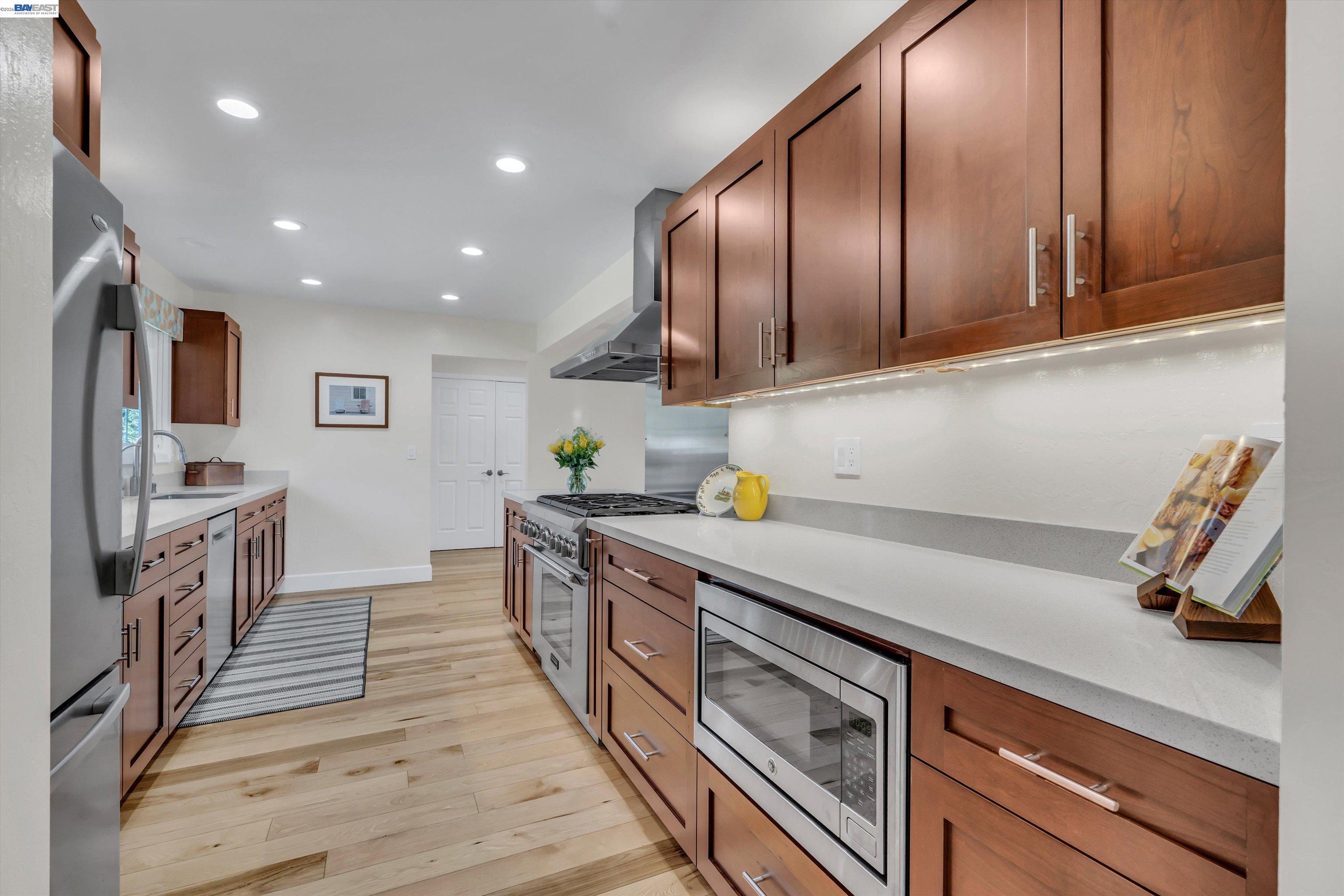 1450 Finley Road Pleasanton, CA 94588 - Photo 14 of 54