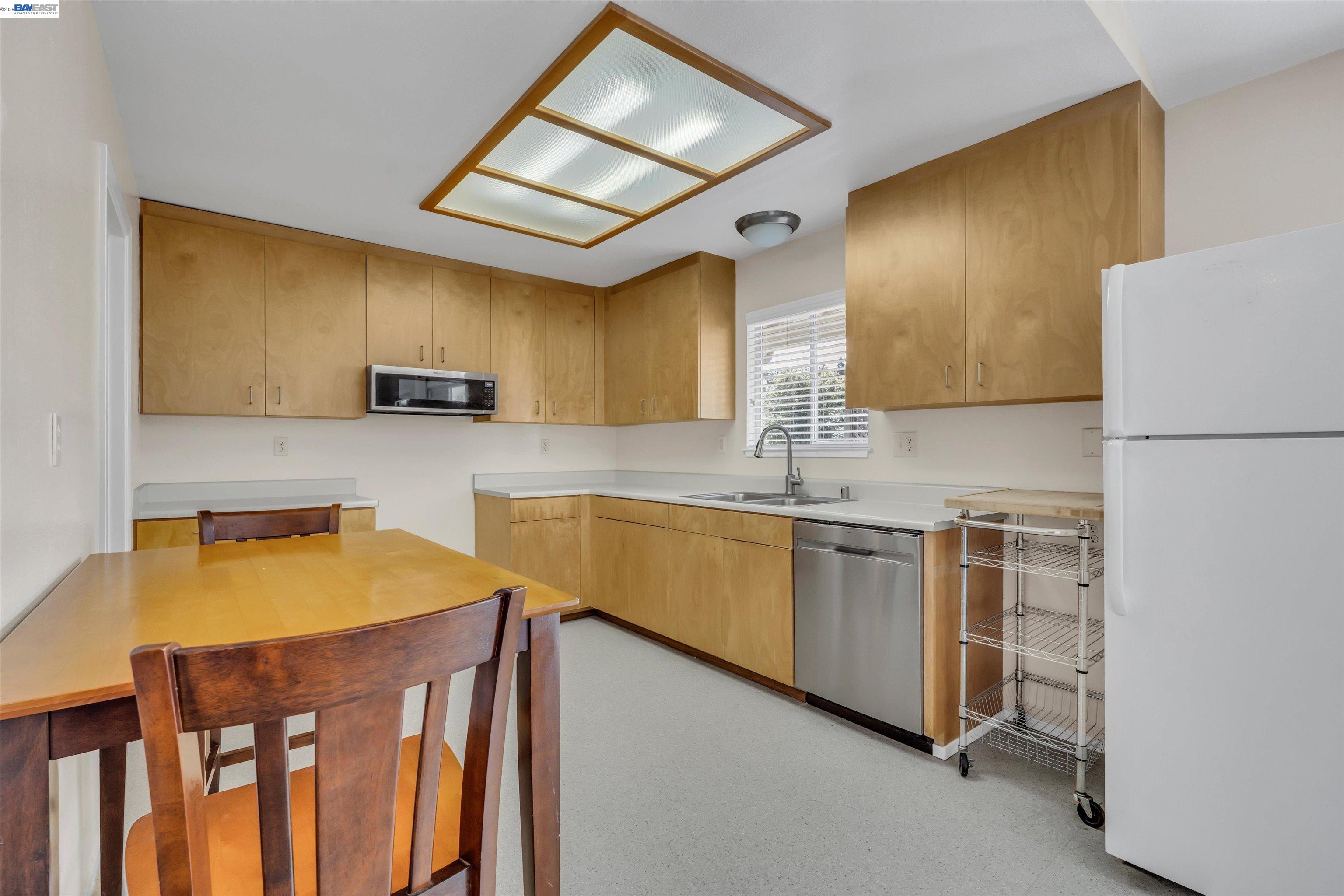 1450 Finley Road Pleasanton, CA 94588 - Photo 41 of 54