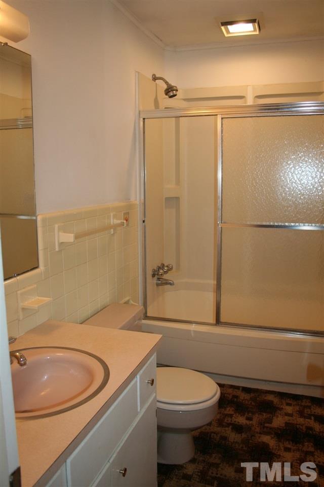 1722 Pinecrest Road Henderson, NC 27536 - Photo 13 of 25