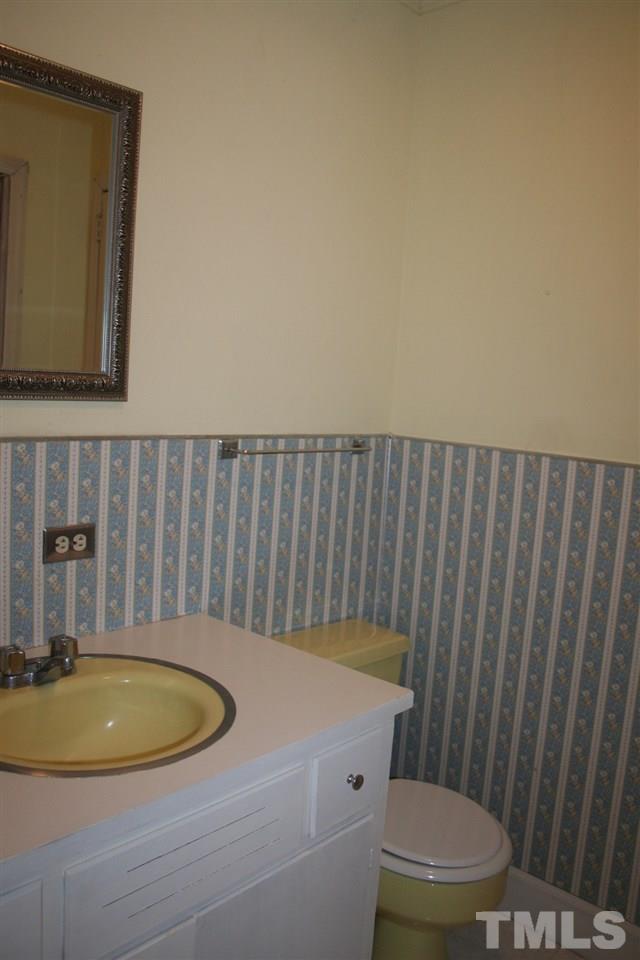 1722 Pinecrest Road Henderson, NC 27536 - Photo 16 of 25