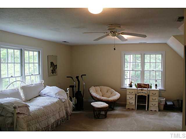 1012 Andiron Lane Raleigh, NC 27614 - Photo 8 of 9 Gallery Image 8