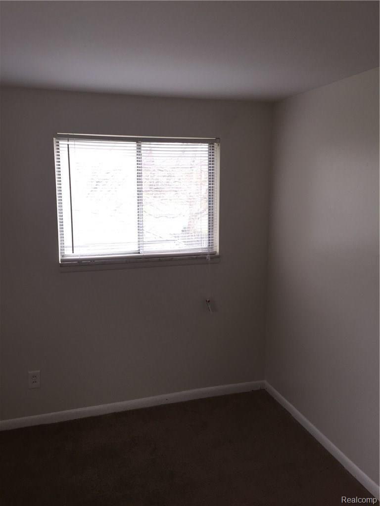 18400 Prairie Street Detroit, MI 48221 - Photo 17 of 42 2016-05-04 14.26