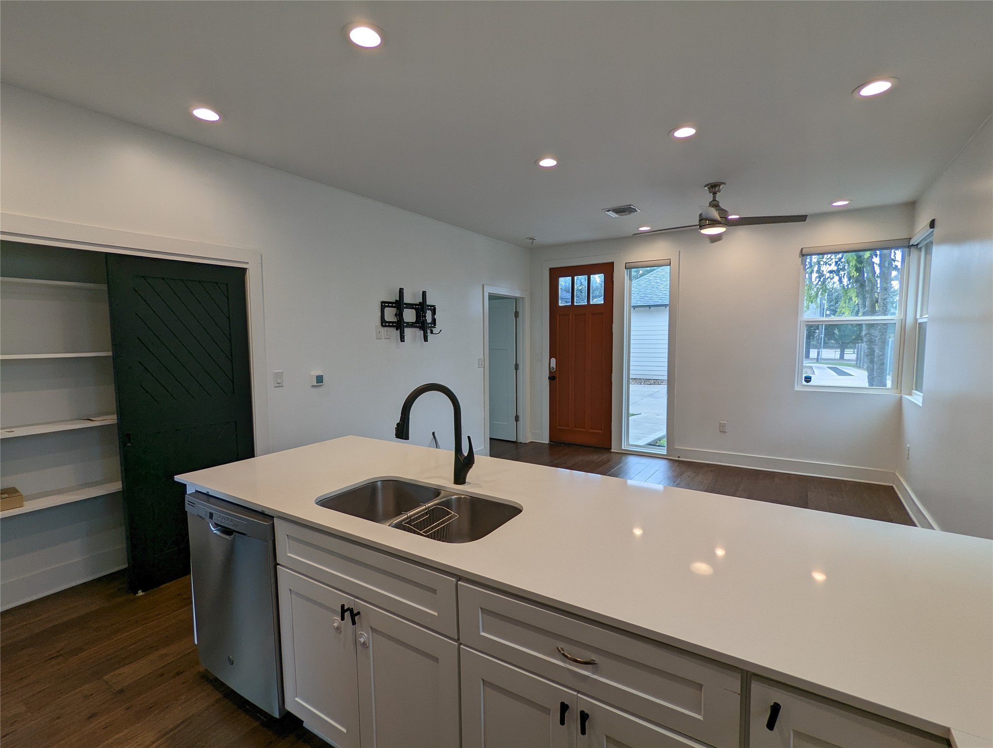 1108 Morrow Street, Unit 2 Austin, TX 78757 - Photo 6 of 29