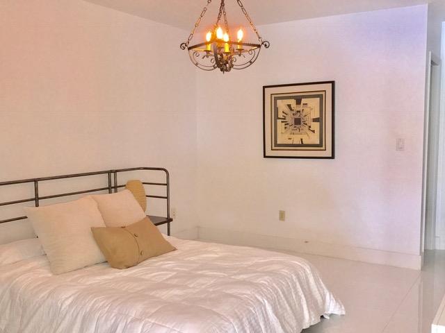 7002 Holly Road Miami Lakes, FL 33014 - Photo 12 of 20 FullSizeRender (50)