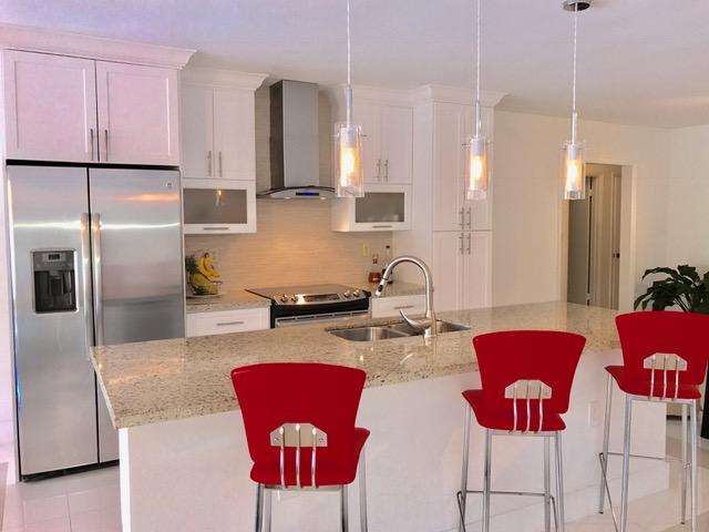 7002 Holly Road Miami Lakes, FL 33014 - Photo 2 of 20 FullSizeRender (59)