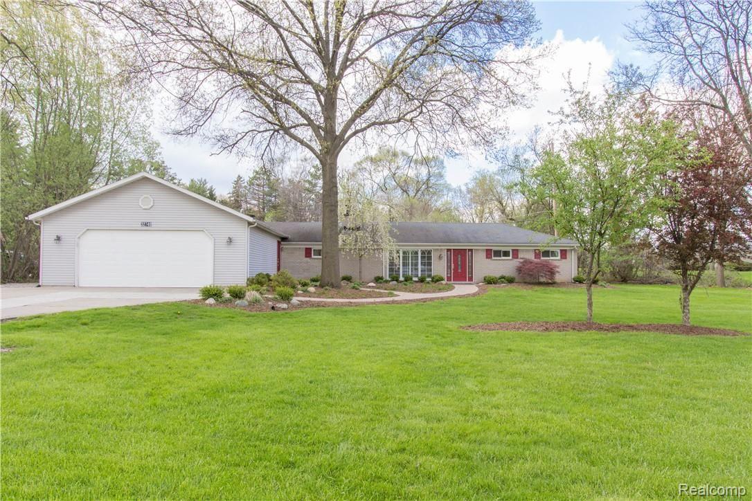 32740 Raphael Road Farmington, MI 48336 - Photo 2 of 36 IMG_002.jpg