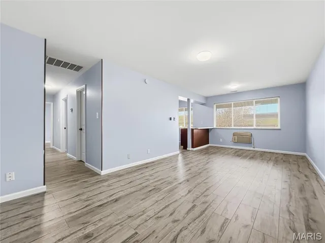 $119,900 | 10010 South Bunker Hill Drive, Unit H, St. Louis, MO 63123