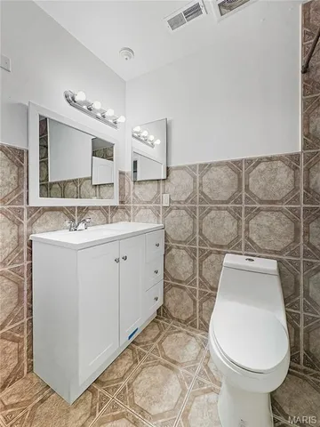 $119,900 | 10010 South Bunker Hill Drive, Unit H, St. Louis, MO 63123