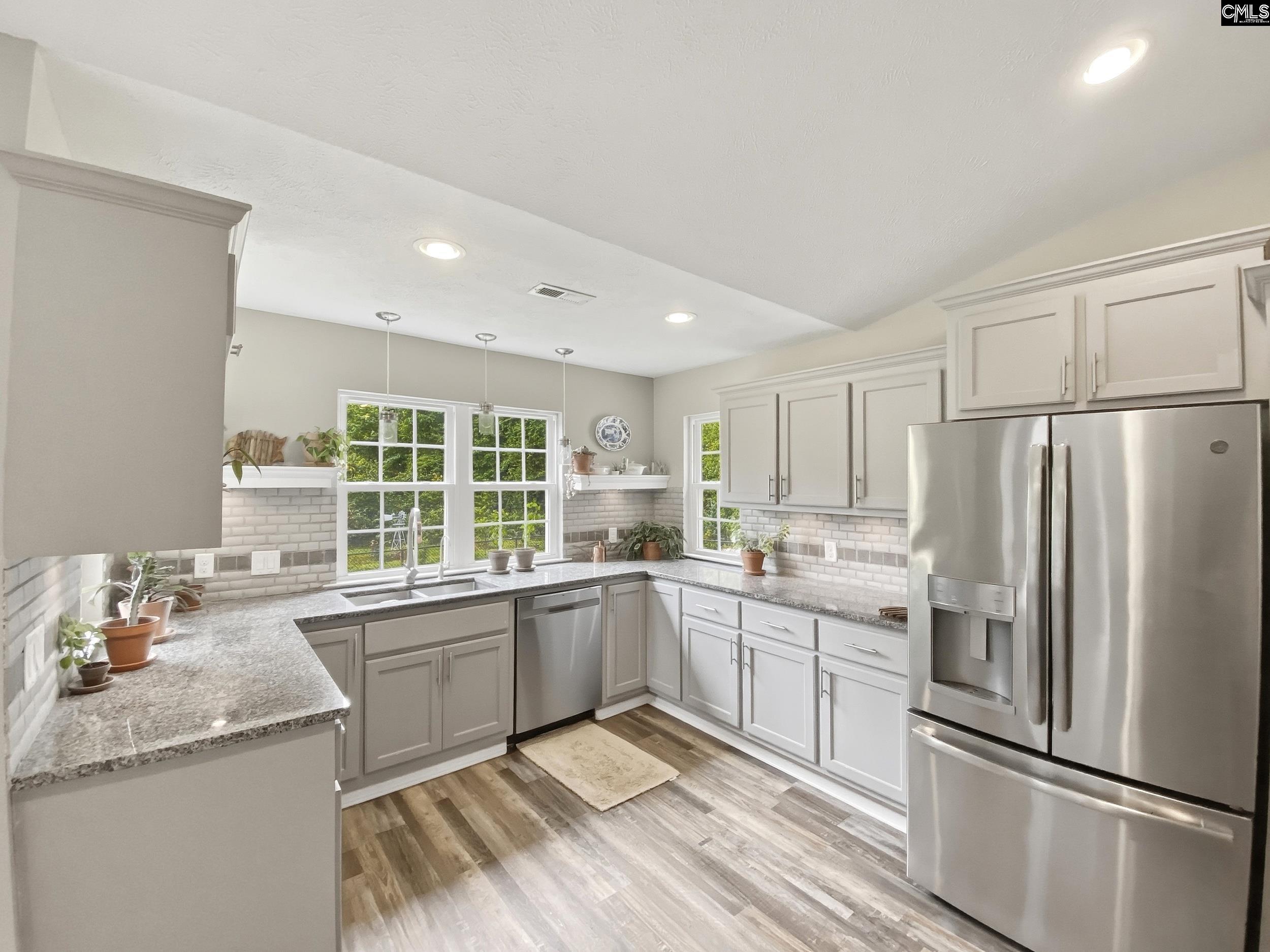 2154 Tanglewood Road Sumter, SC 29154 - Photo 7 of 30