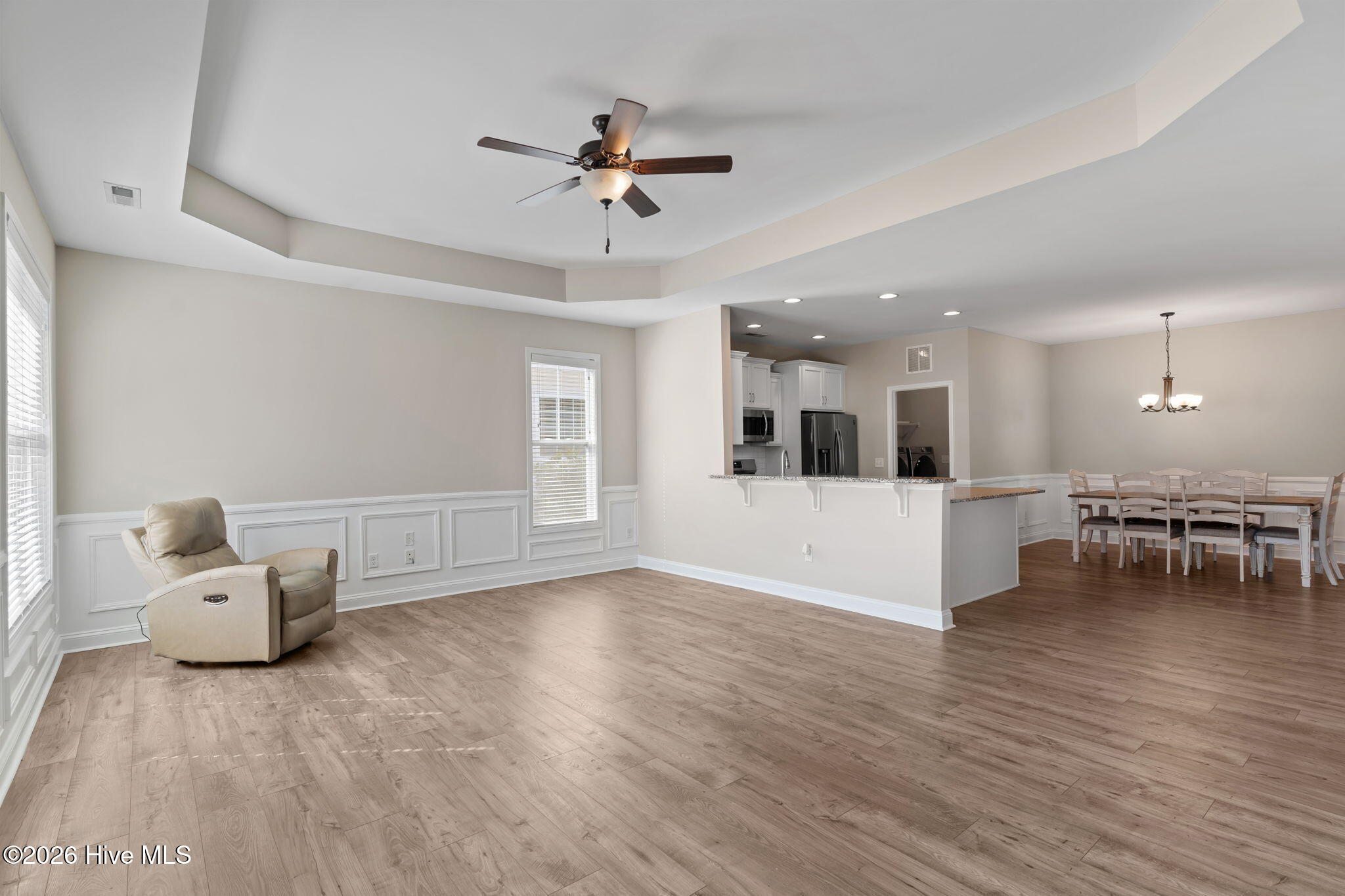 6413 Pinnacle Point Winnabow, NC 28479 - Photo 6 of 31 living 2